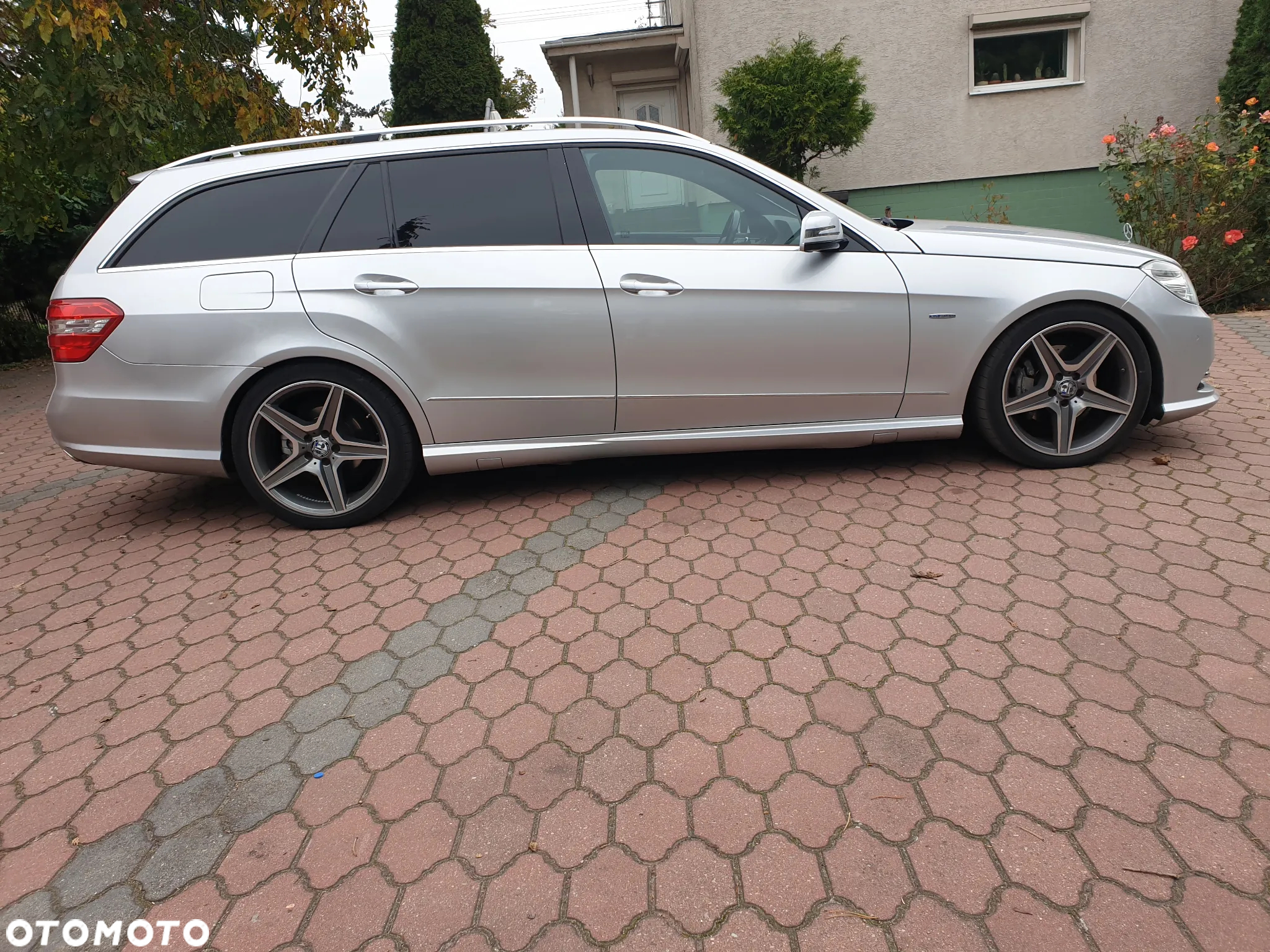 Mercedes-Benz Klasa E 350 T CDI DPF 4Matic BlueEFFICIENCY 7G-TRONIC Avantgarde - 13