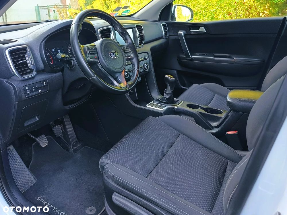 Kia Sportage 1.6 GDI 2WD SPIRIT - 8