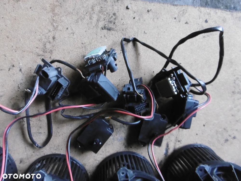 DMUCHAWA WENTYLATOR REZYSTOR SILNICZEK TRAFIC VIVARO - 2