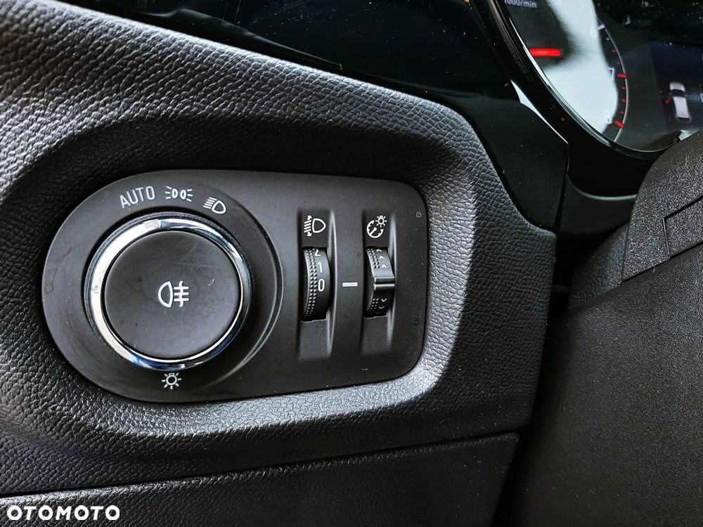 Opel Corsa 1.2 Edition S&S - 40