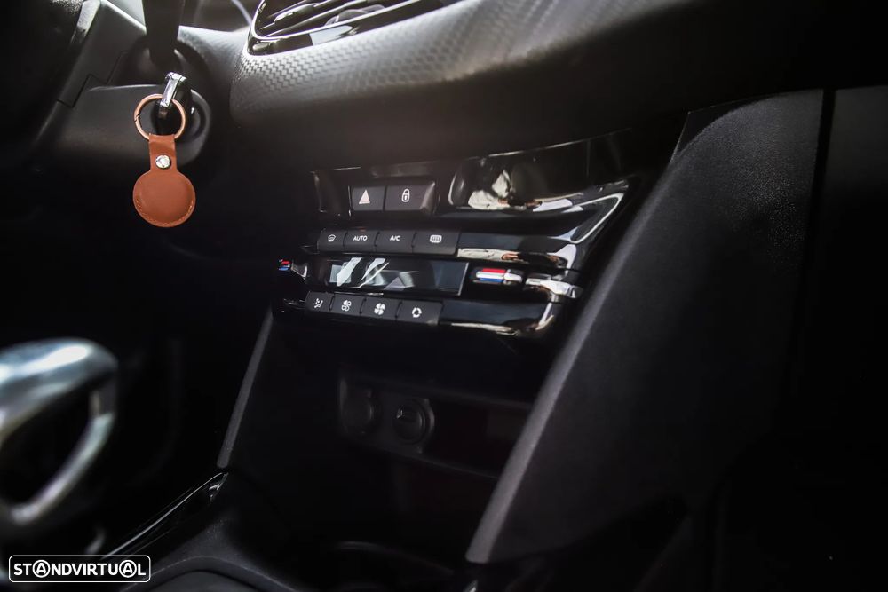 Peugeot 2008 1.5 BlueHDi Allure - 23