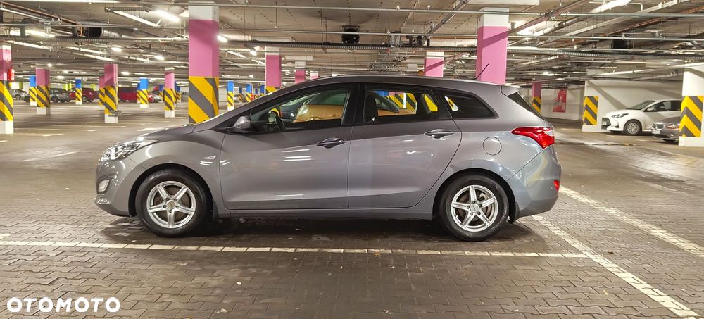 Hyundai i30 1.6 Comfort - 19