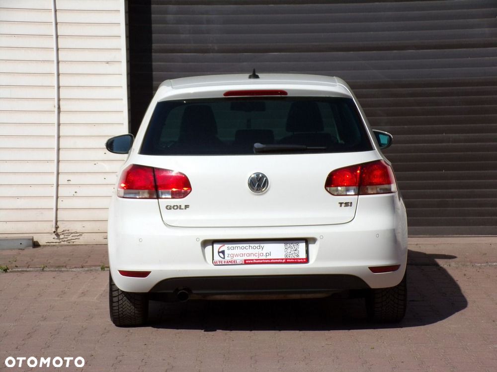 Volkswagen Golf - 8