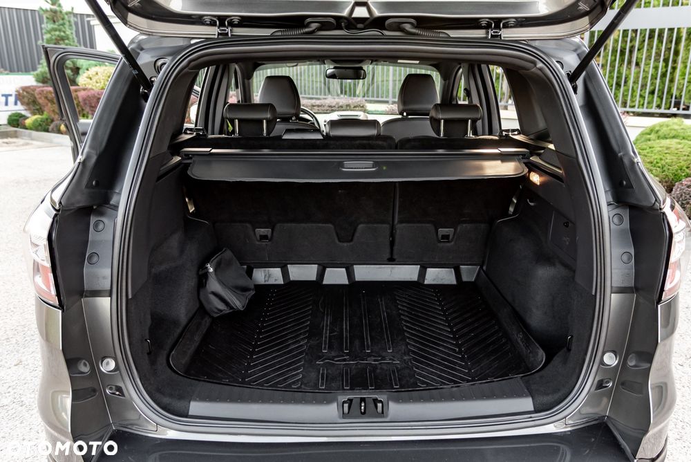 Ford Kuga 2.0 TDCi 4x4 ST-Line - 18