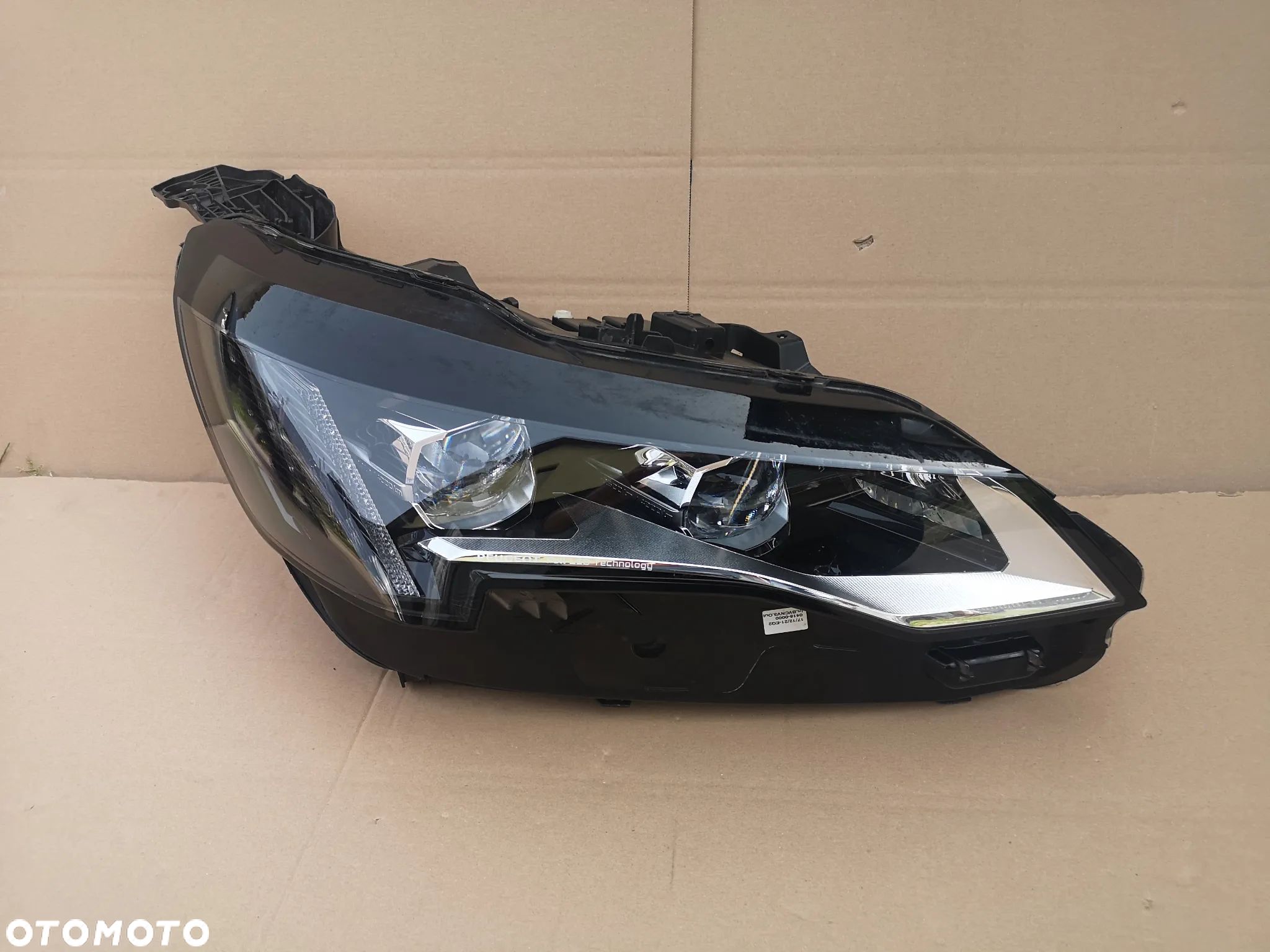 REFLEKTOR LAMPA PEUGEOT 3008 5008 FULL LED soczewka led  II LIFT 2021 r - 1