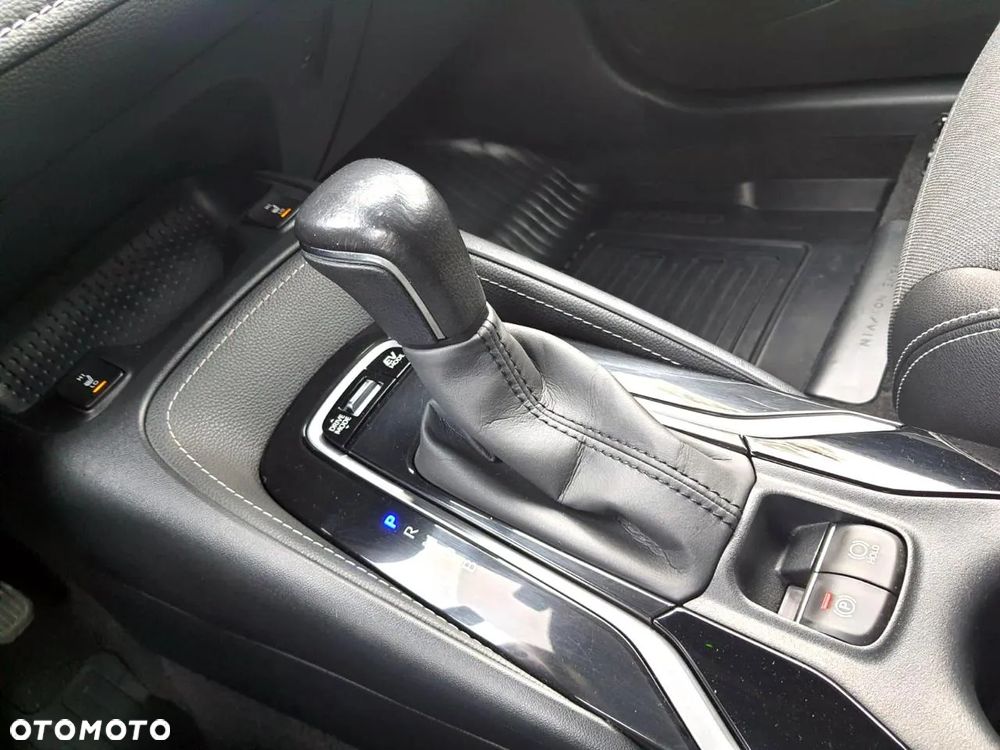 Toyota Corolla 1.8 Hybrid GPF Comfort - 18