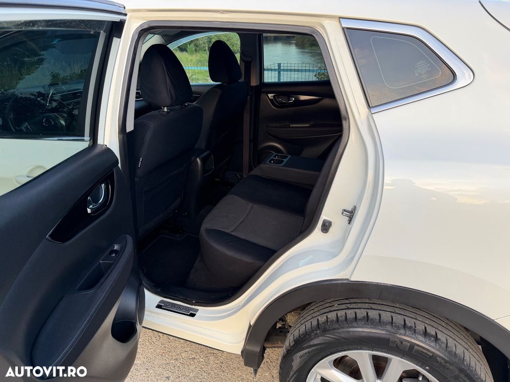 Nissan Qashqai 1.6 DCI ALL-MODE 4x4i TEKNA - 9