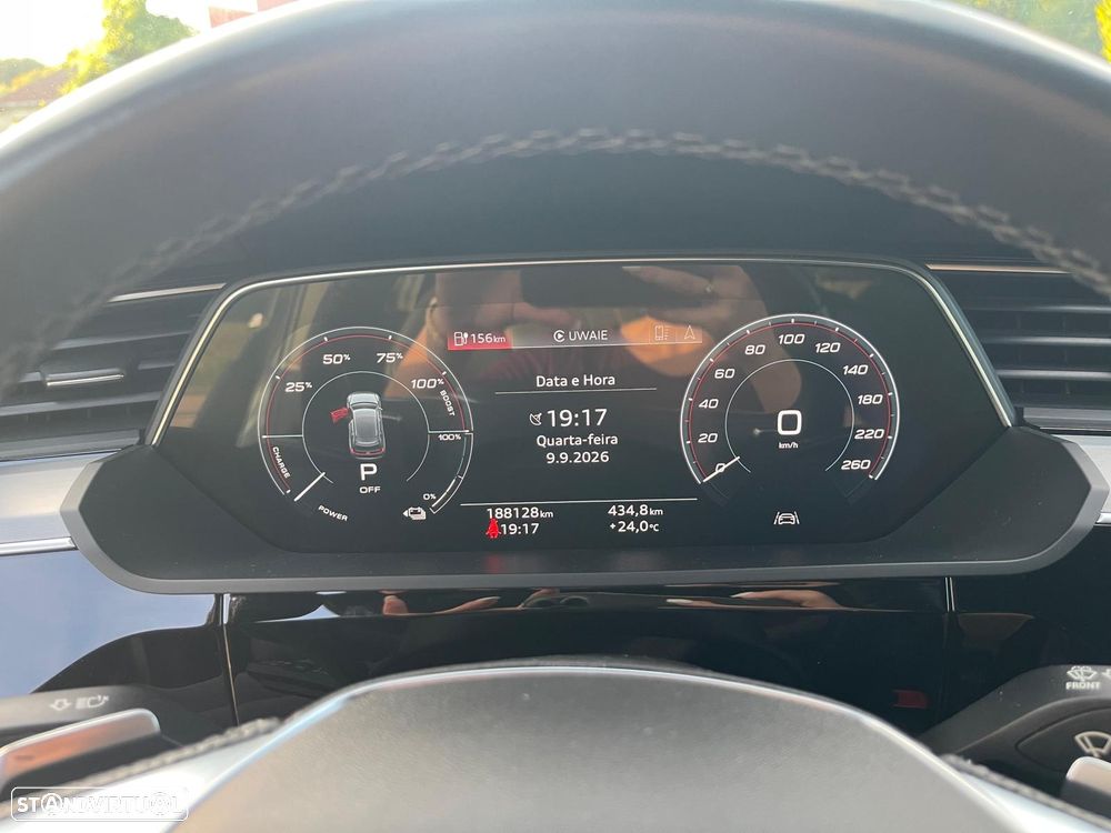 Audi e-tron 55 quattro S line - 21