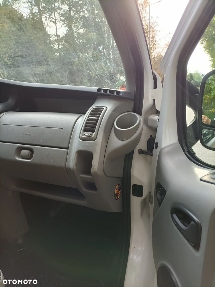 Opel Vivaro - 19