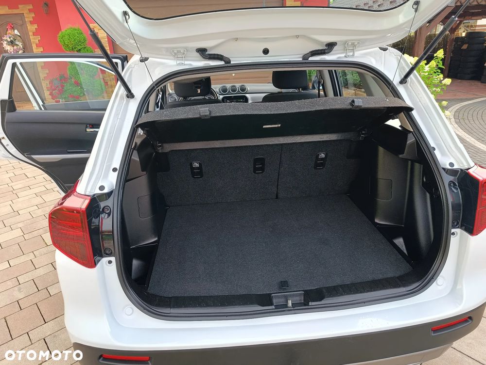 Suzuki Vitara 1.0 Boosterjet Premium 4WD - 28