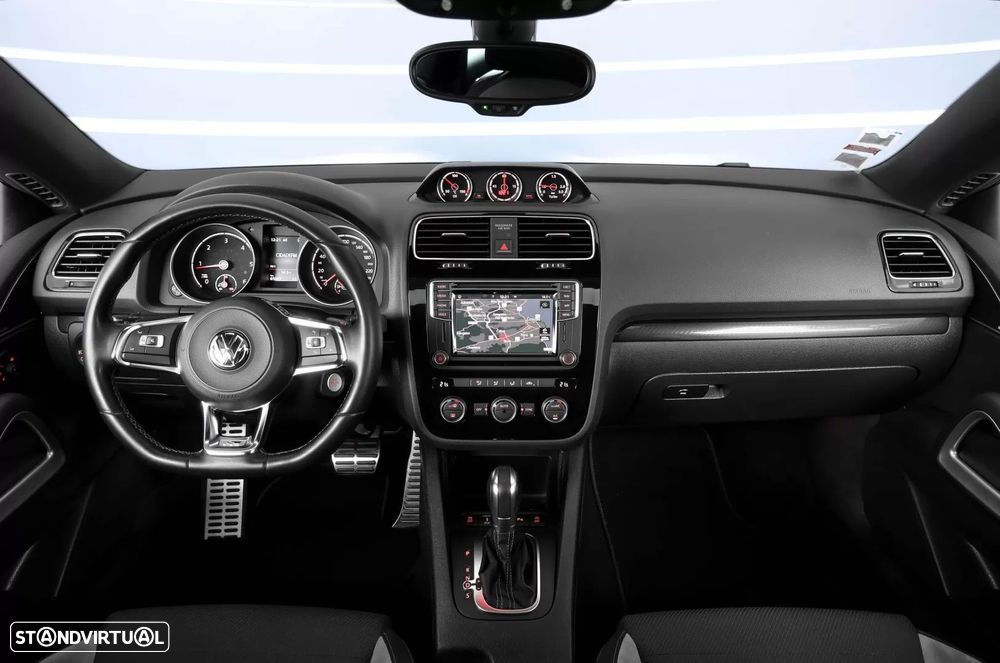 VW Scirocco 2.0 TDI Sport DSG - 6