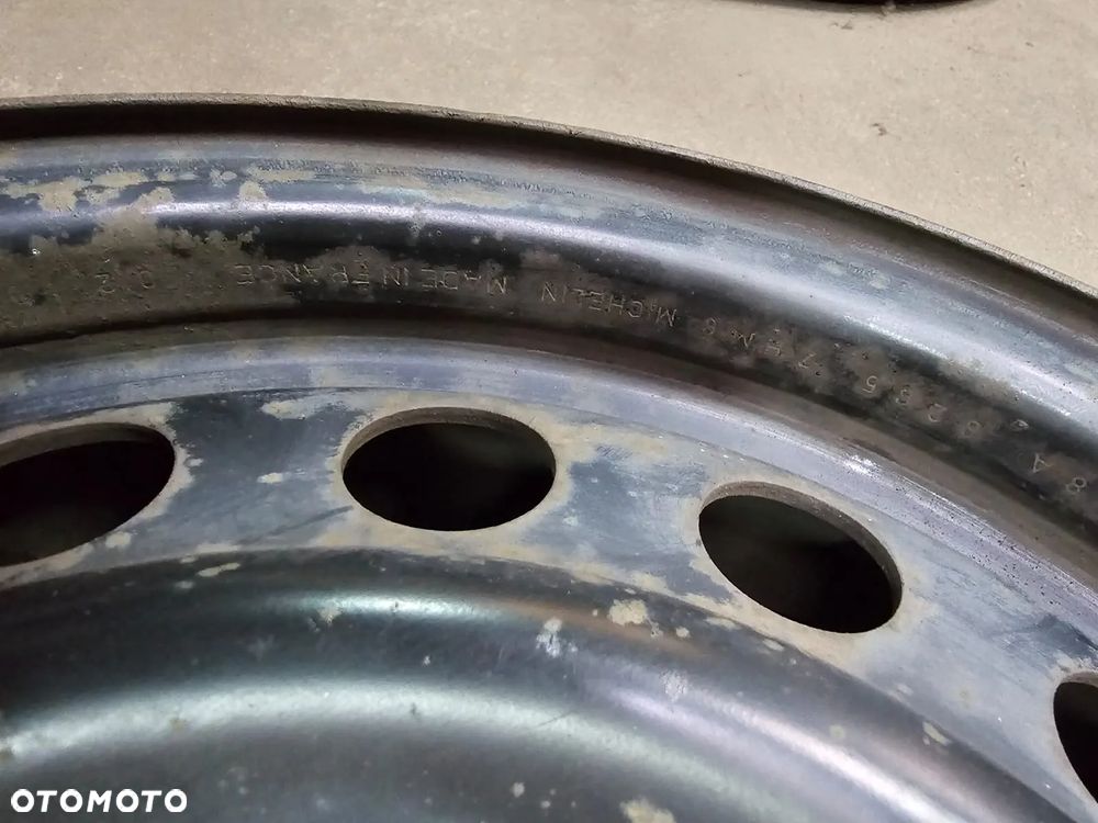 (V48) Felga stalowa 14'' Dacia Logan Spring Renault Megane Clio Thalia Kangoo Modus / 5,5Jx14 ET36 4x100 - 3