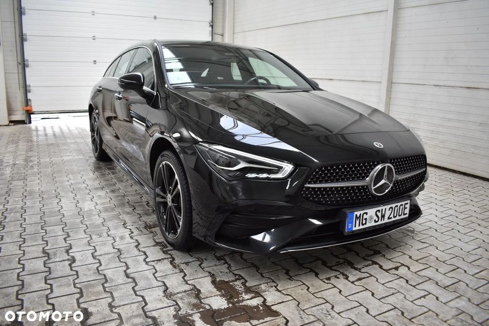 Mercedes-Benz CLA 250 e PHEV AMG Line 8G-DCT - 3