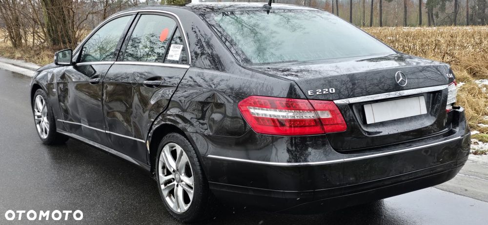 Mercedes-Benz Klasa E 220 CDI Automatik Avantgarde DPF - 3