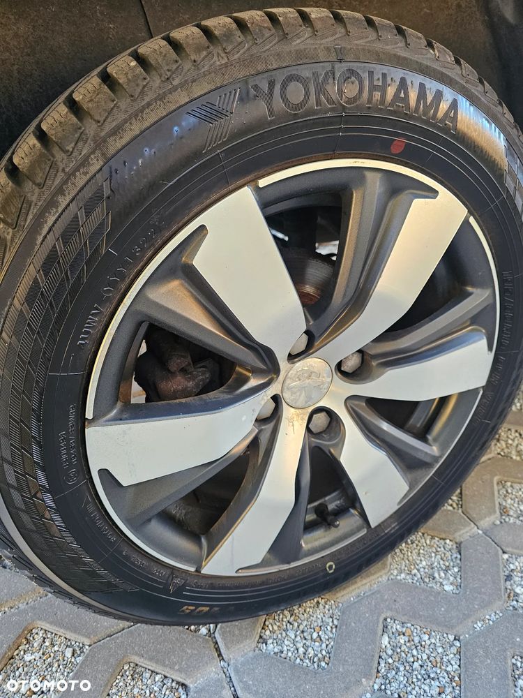 Peugeot 2008 e-HDi FAP 92 STOP & START Allure - 27