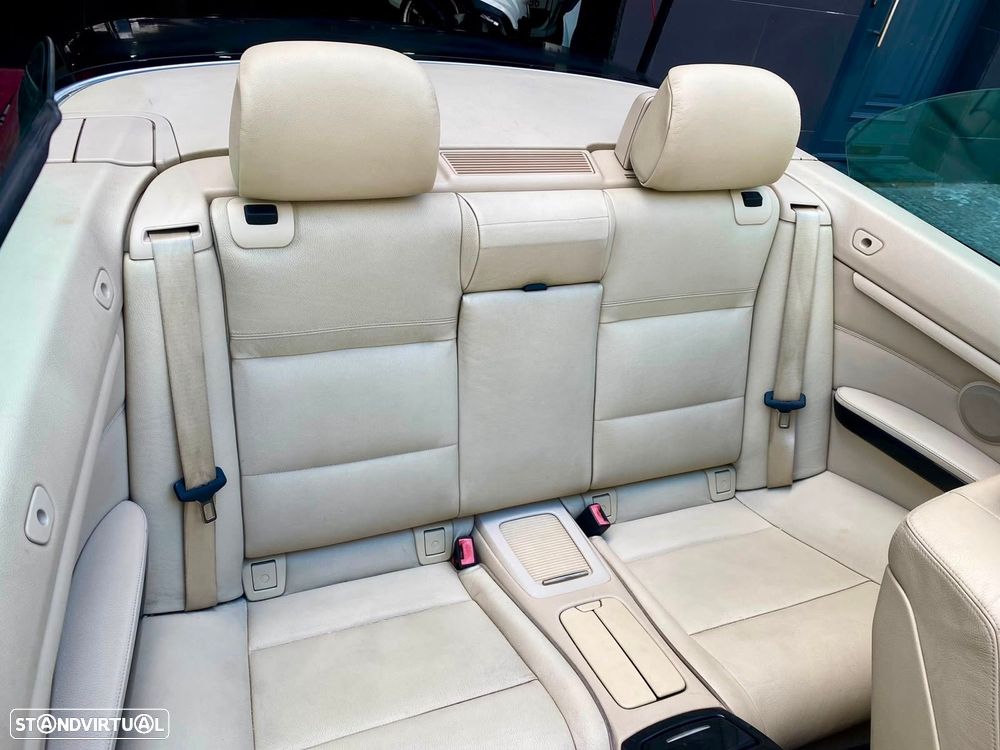 BMW 320 d Auto - 17