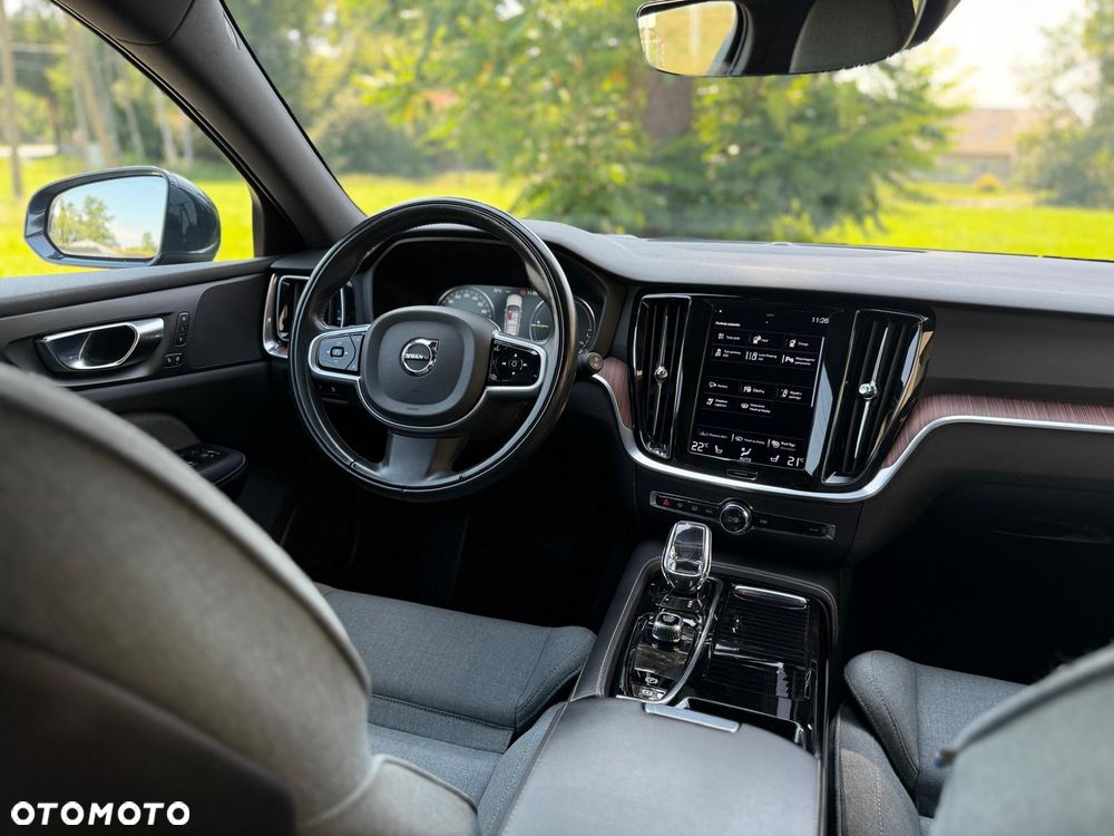 Volvo V60 T6 AWD Recharge Geartronic Inscription - 31