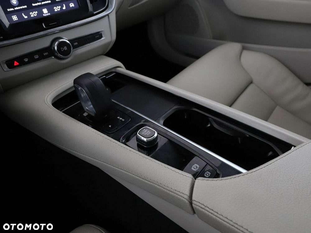 Volvo V90 Cross Country B4 D AWD Pro - 30