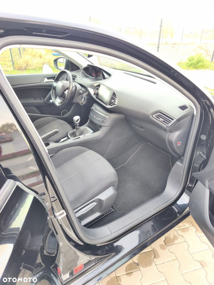 Peugeot 308 1.2 PureTech Active S&S - 14