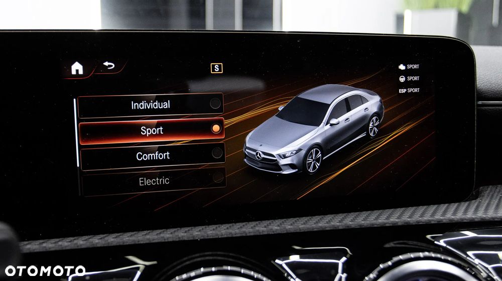 Mercedes-Benz Klasa A 250 e PHEV Progressive 8G-DCT - 39