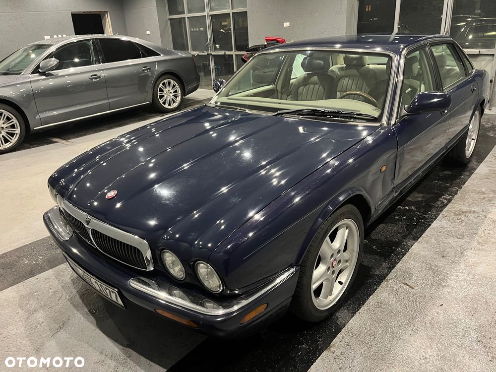 Jaguar XJ 3.2 Executive - 3
