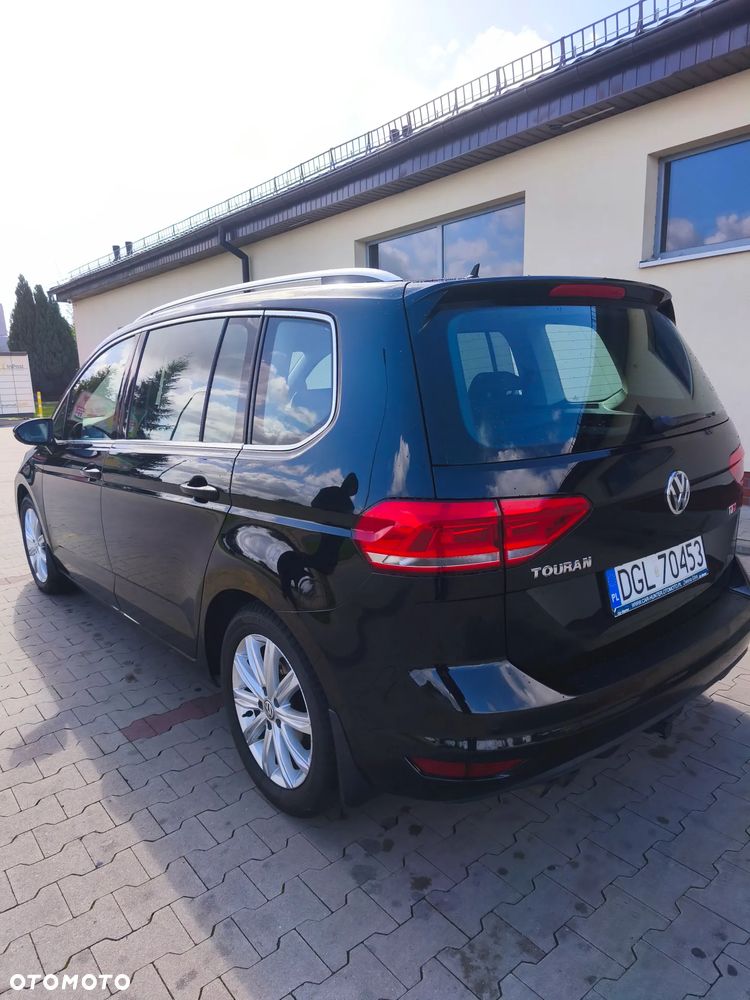 Volkswagen Touran 2.0 TDI SCR Highline - 8