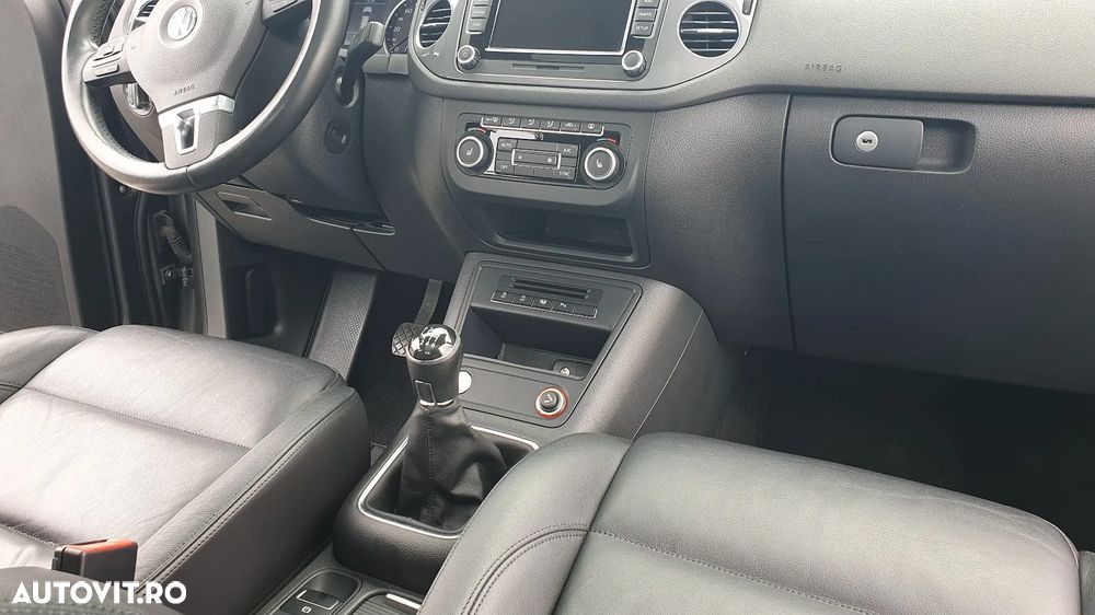 Volkswagen Tiguan 2.0 TDI DPF BlueMotion Technology Lounge Sport & Style - 15