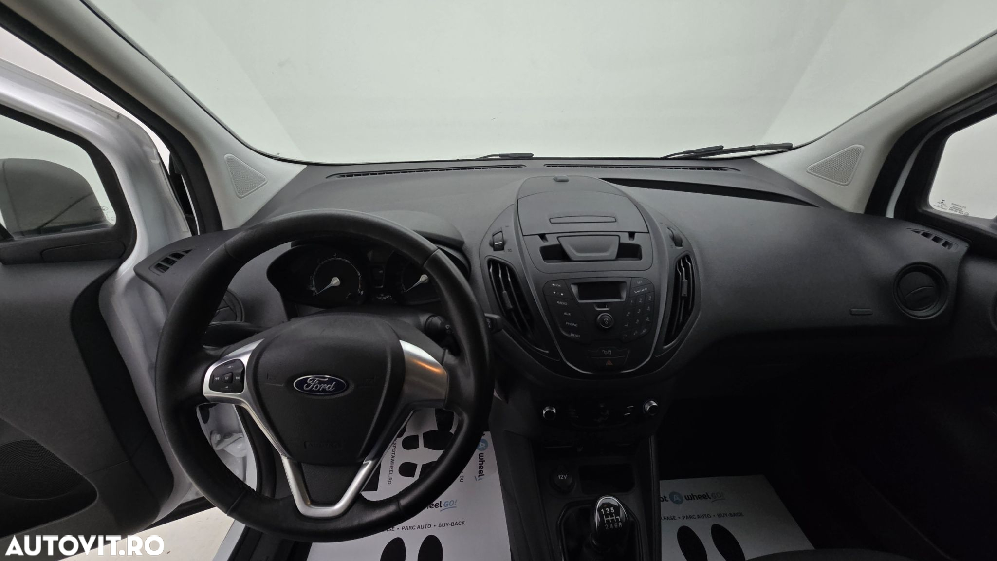 Ford Transit - 14