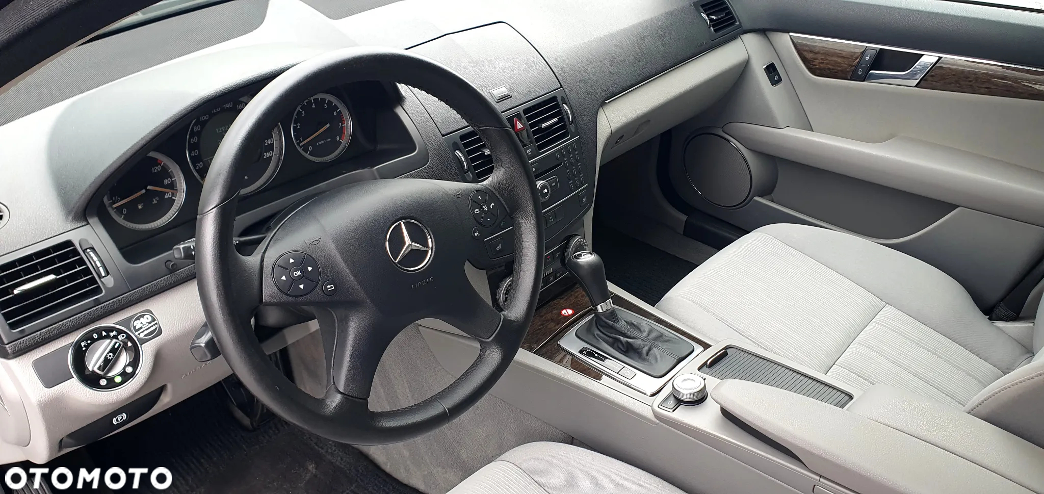 Mercedes-Benz Klasa C - 37