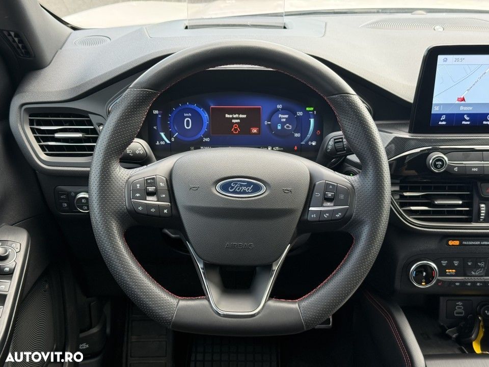 Ford Kuga - 22