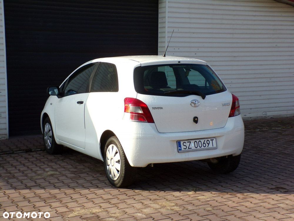 Toyota Yaris - 9