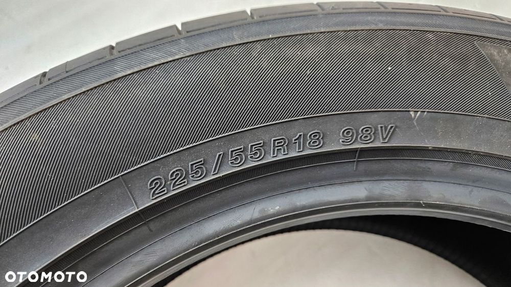 OPONA YOKOHAMA BLUEARTH-XT AE61 225 55 R18 98V - 13