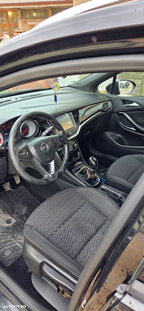 Opel Astra 1.6 BiTrb D (CDTI) Start/Stop Sports Tourer Dynamic - 24