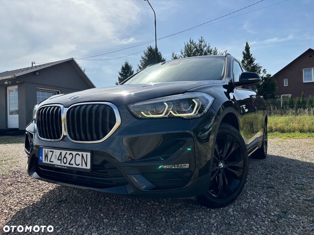 BMW X1 sDrive18i Sport Line - 1