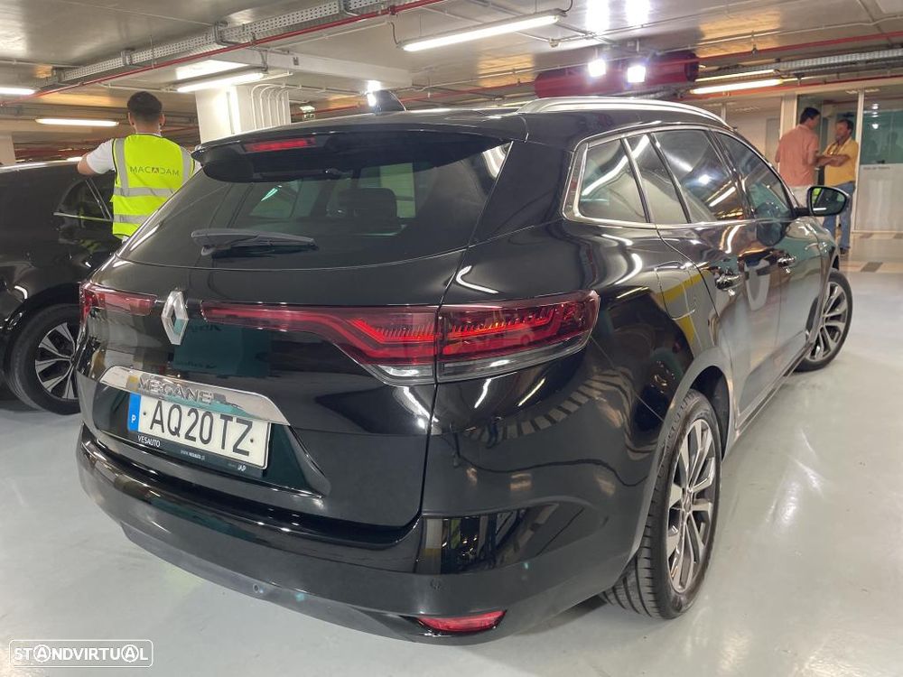 Renault Mégane Sport Tourer 1.5 Blue dCi Intens EDC - 4