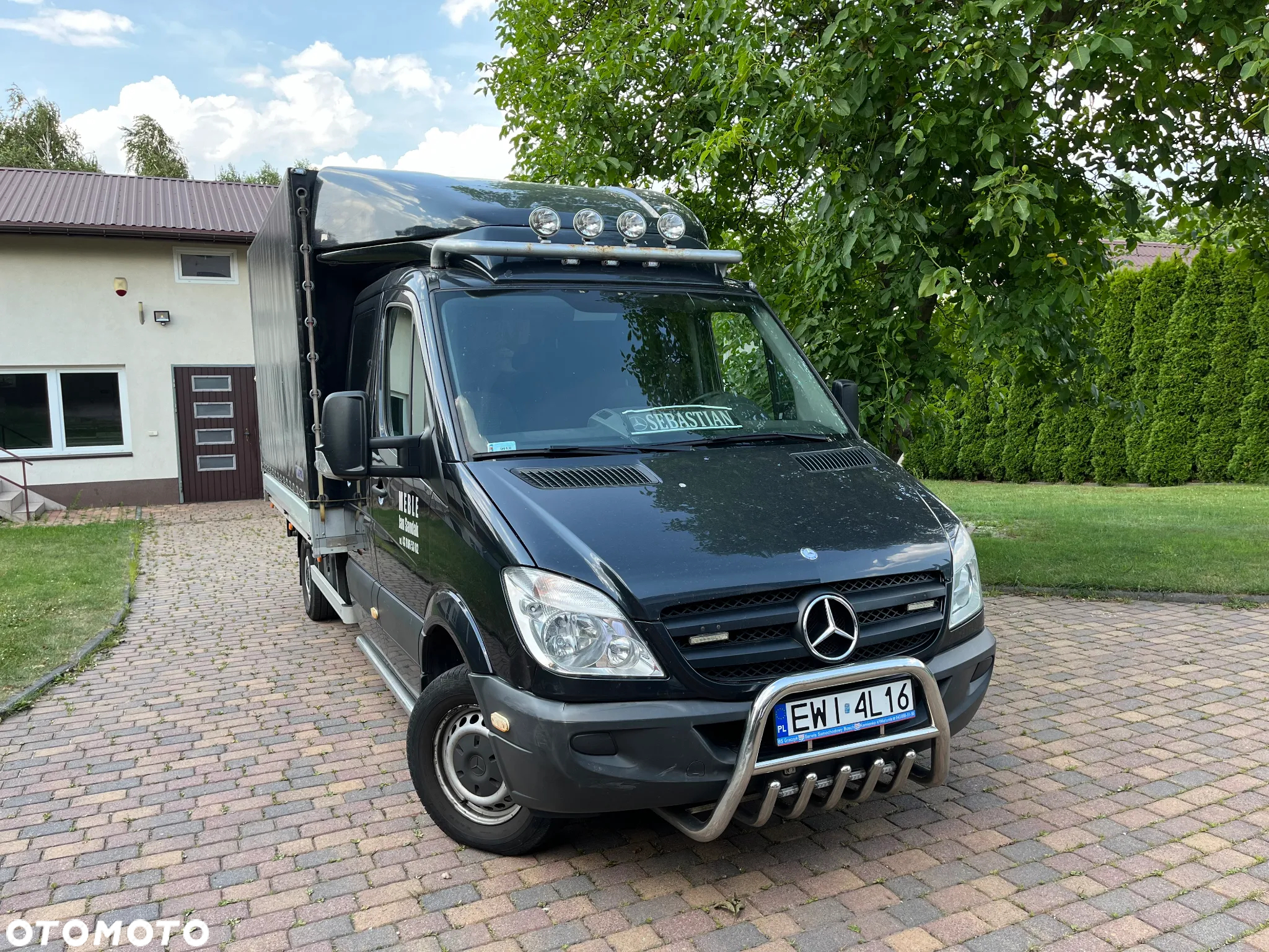 Mercedes-Benz Sprinter - 2