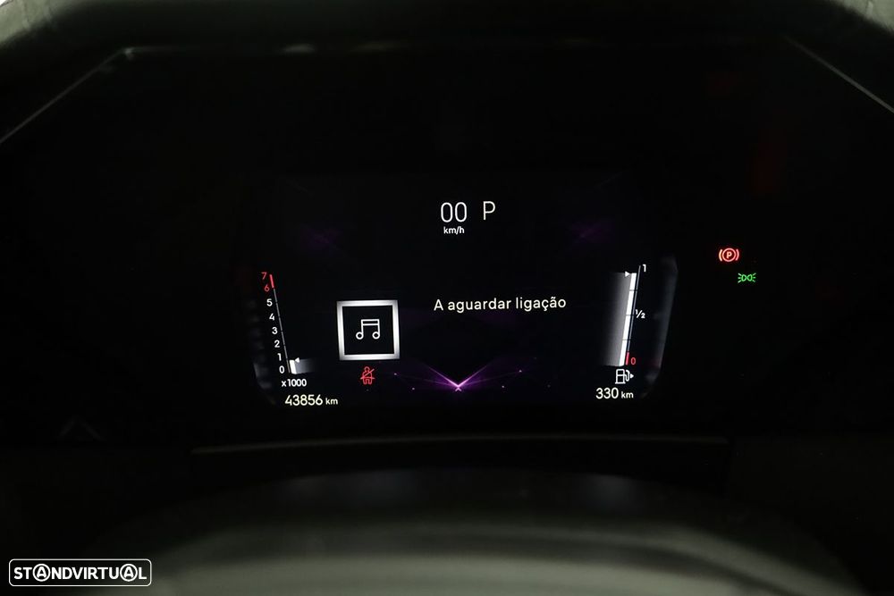 DS DS4 4 1.2 PureTech Performance Line EAT8 - 17