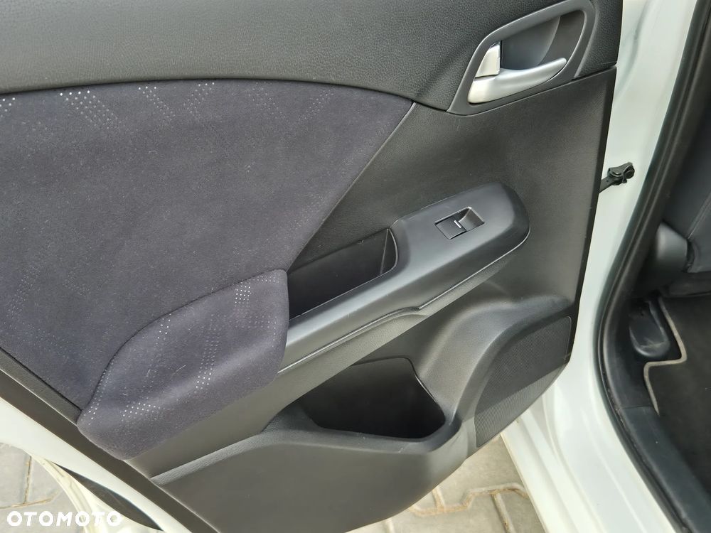 Honda Civic 1.4 Comfort - 13