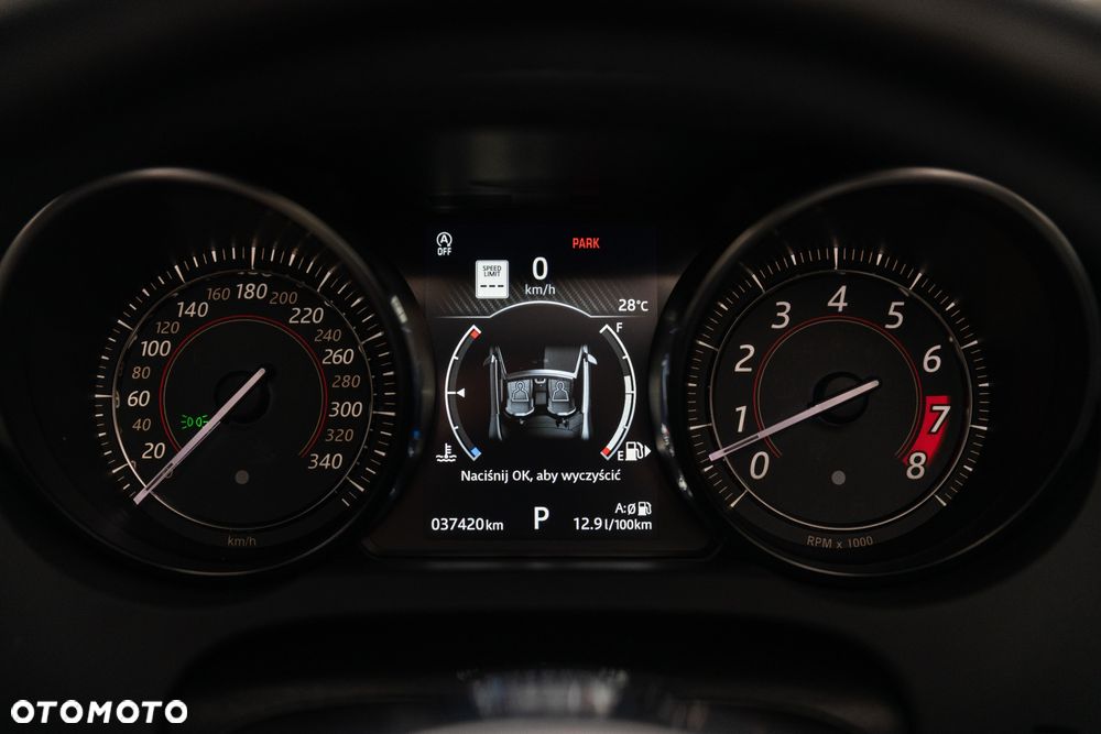 Jaguar F-Type R AWD - 26