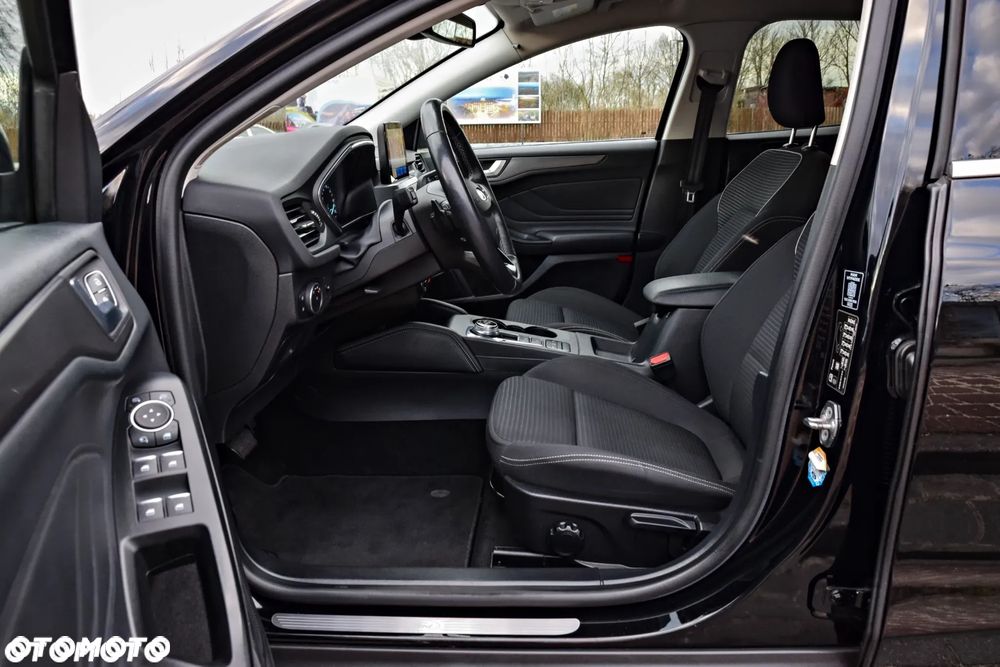 Ford Focus 1.5 EcoBoost Titanium X - 18