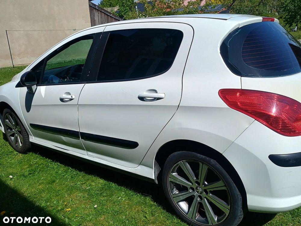Peugeot 308 120 VTi Family - 4