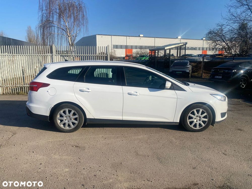 Ford Focus 1.5 TDCi Trend - 10