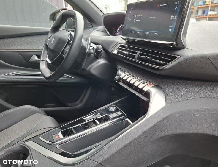 Peugeot 5008 - 10