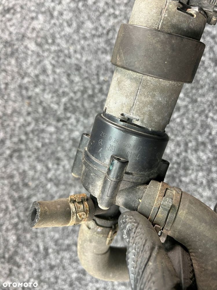 mercedes w203 lift 2.2 cdi pompka pompa obiegu wody A2038350164 - 6