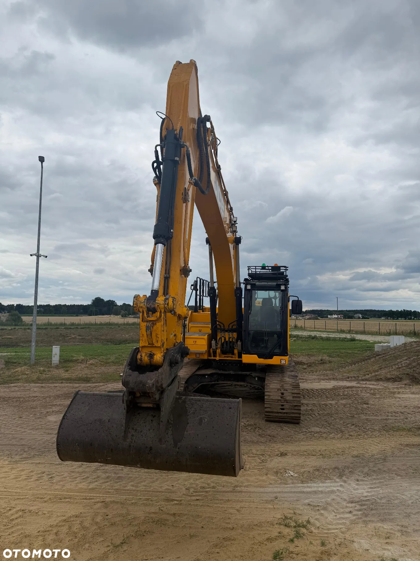 JCB 220 XLC - 9