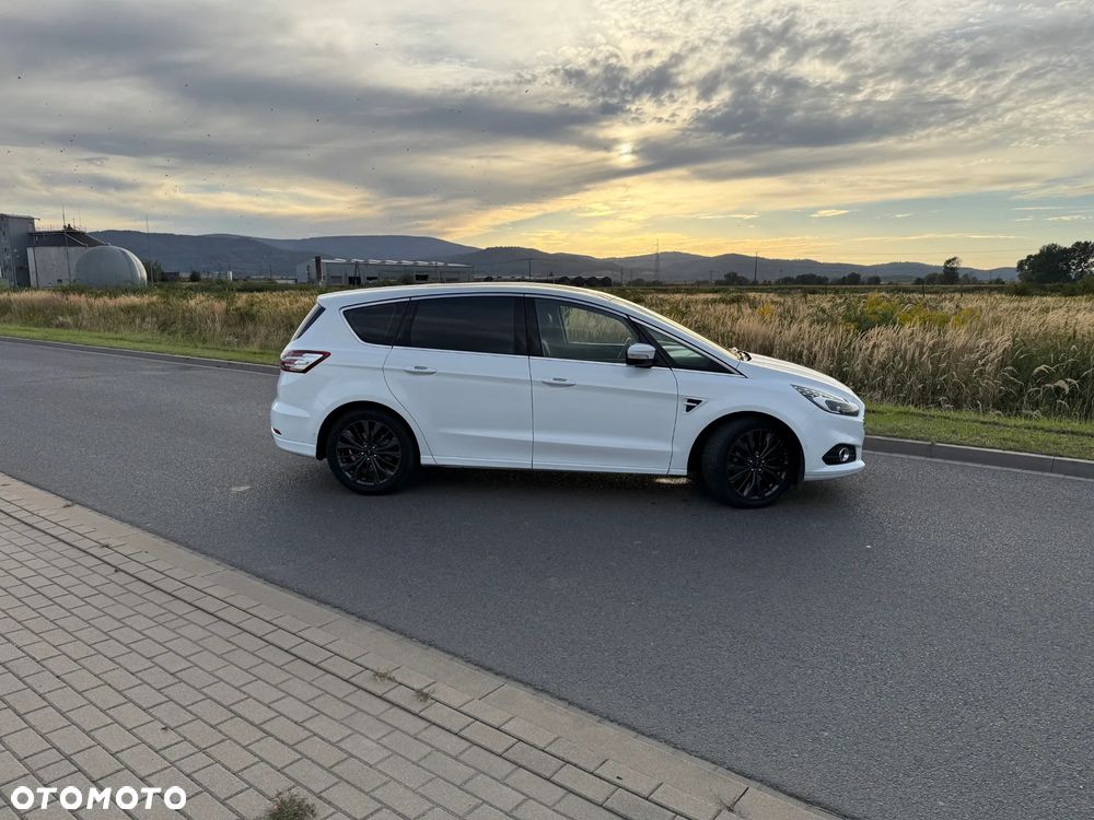 Ford S-Max 2.0 TDCi Titanium PowerShift - 2