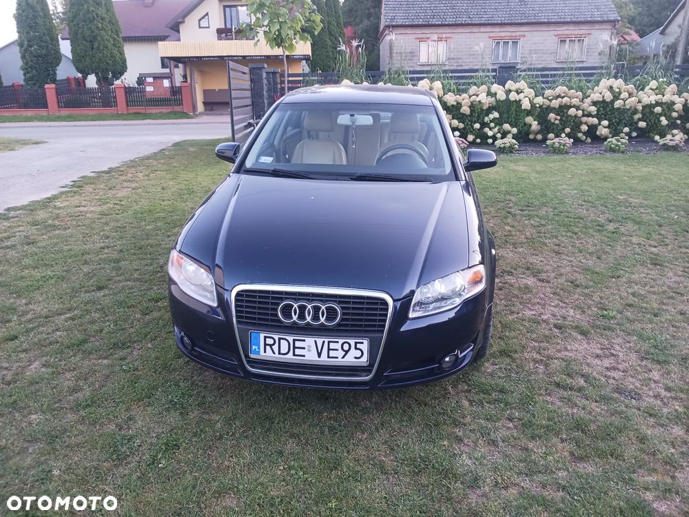 Audi A4 Limousine - 2