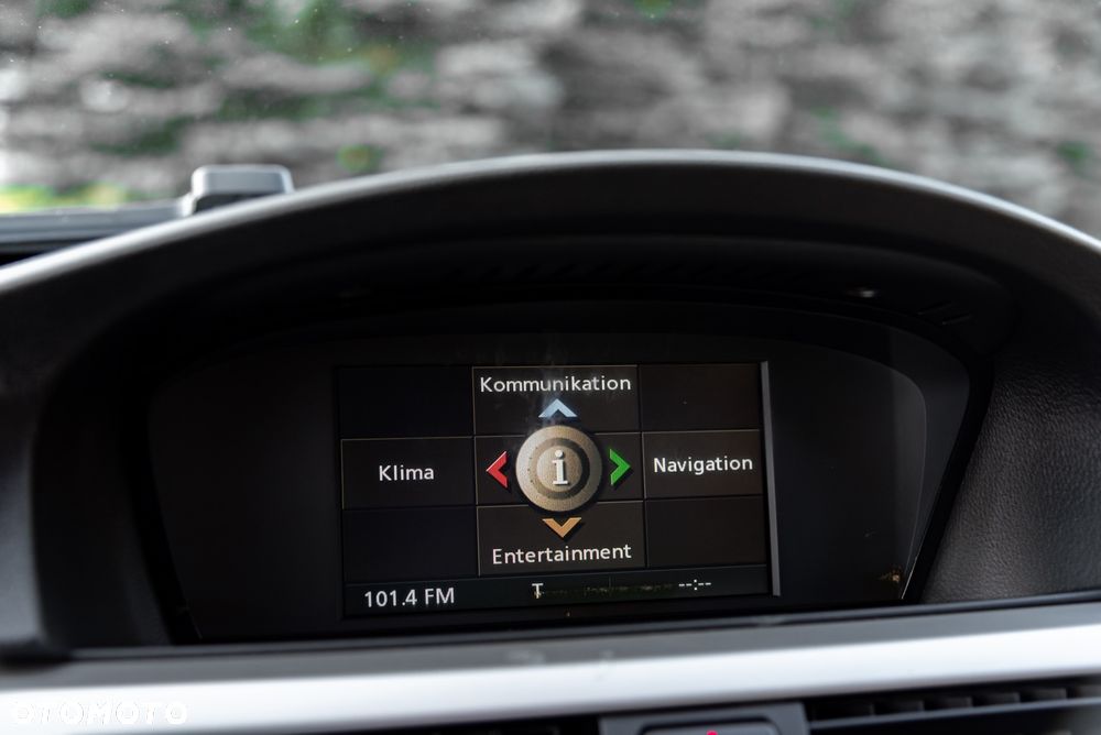 BMW Seria 3 325i - 31