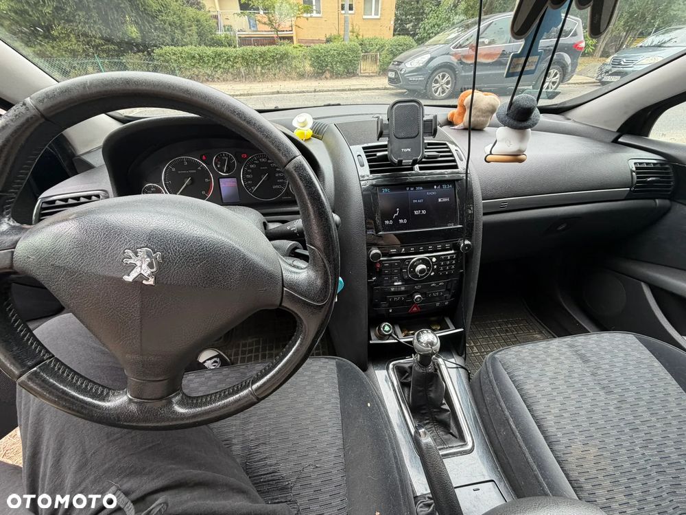 Peugeot 407 - 6