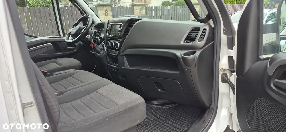 Iveco DAILY - 16